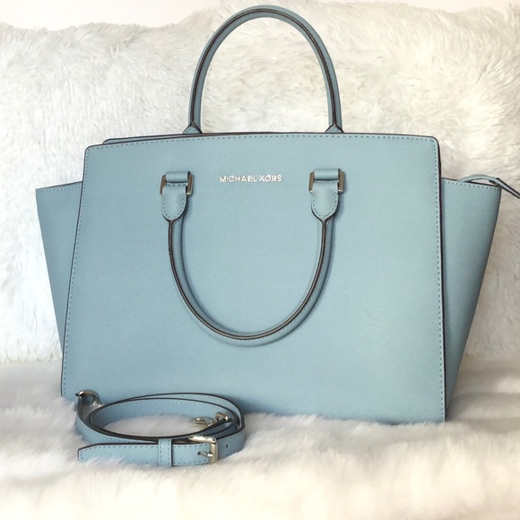 Michael Kors Handbags - 🌟Michael Kors Light Blue Selma Large Satchel